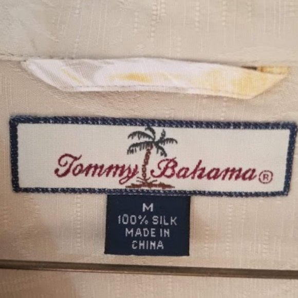 Men's Medium Tommy Bahama Silk Short Sleeved Shirt - Picture 4 of 4